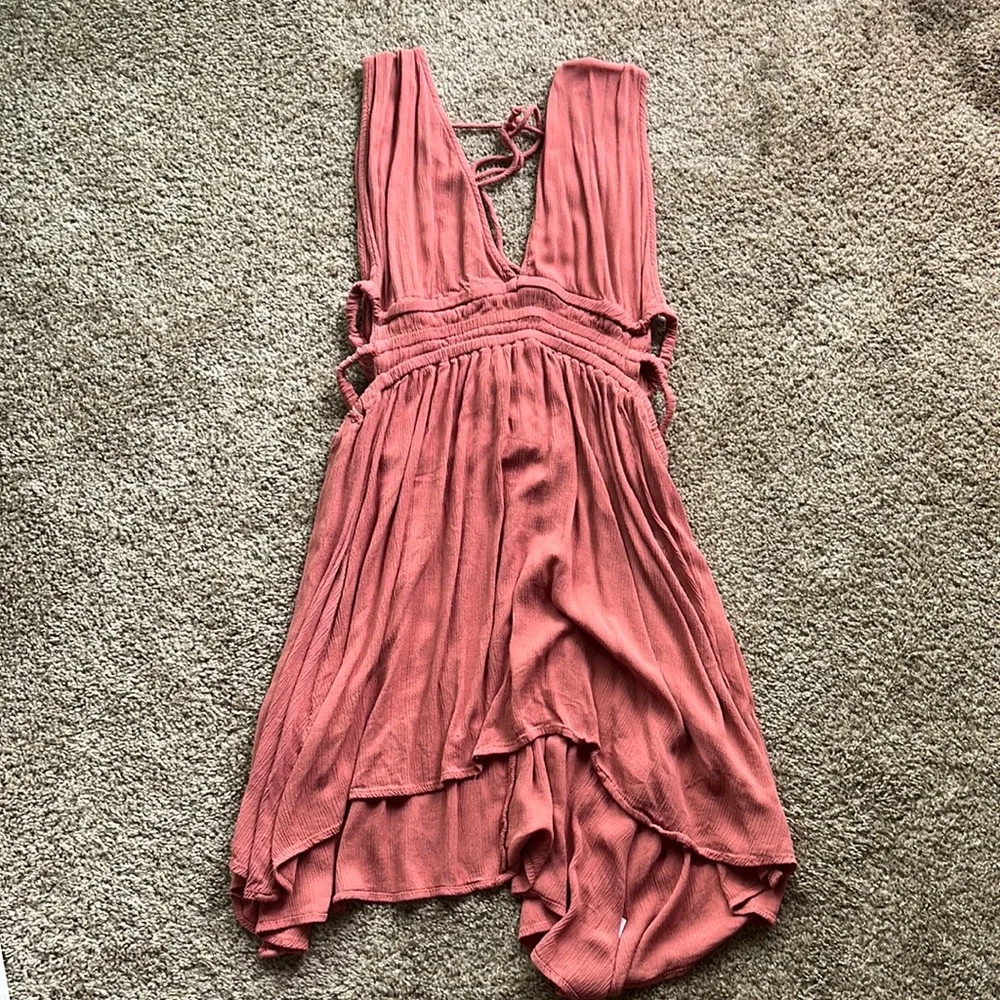 Dress - Picture 3 of 4